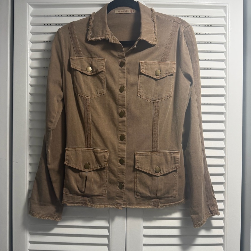 Wearables Tan Utility Jacket/Shirt 
Size XS